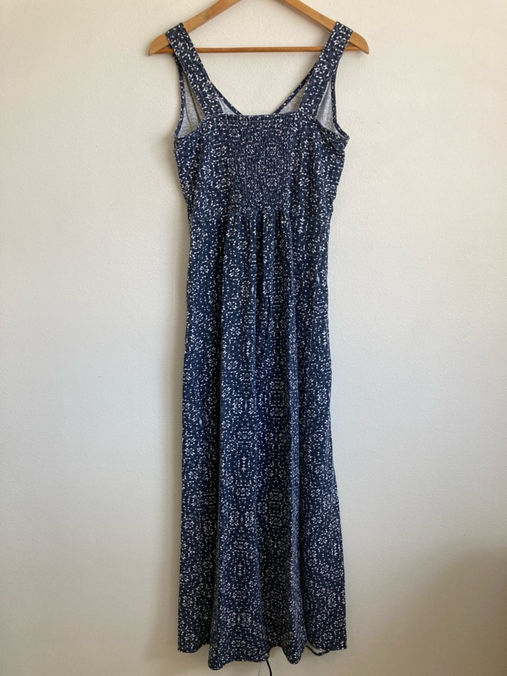 Eddie Bauer Navy and White Printed Tank Maxi Dress Medium Tall - Picture 3 of 5